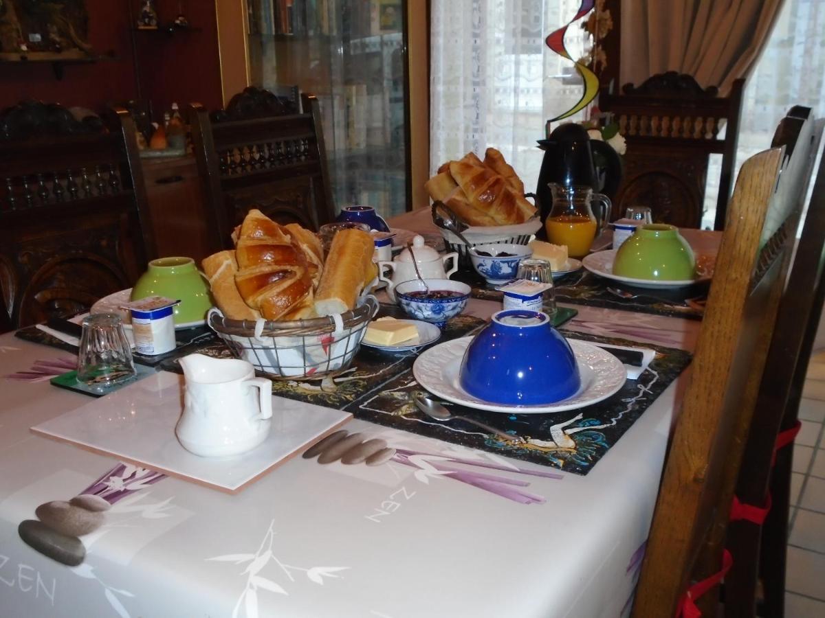 Bed and Breakfast La Mare Aux Fees Юэльгоа Экстерьер фото